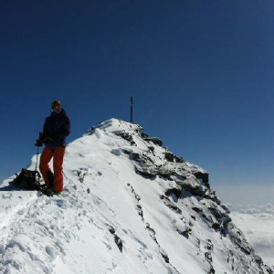 Photo : Petite journee: speedriding du stralhorn -4200m- puis traversee vers la monte rosa hutte, journee a 2100m de deniv et retour de manivelle...ca devait arriver !